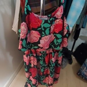 Womans ELLE floral dress - size L